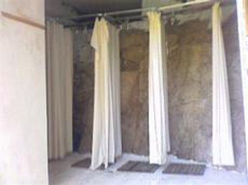 Auberge De Jeunesse Chez Mc Donald Zevaco Buitenkant foto