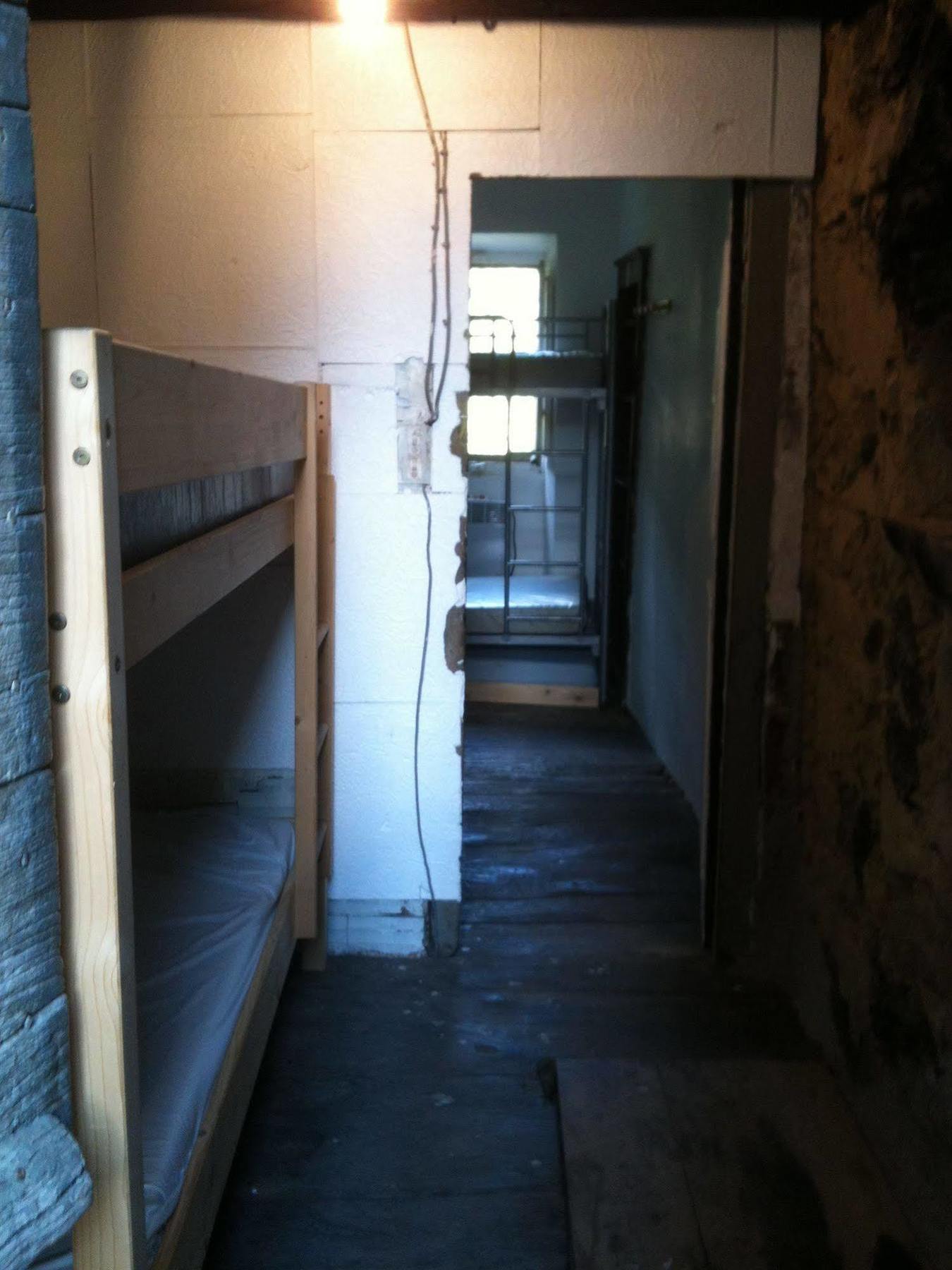 Auberge De Jeunesse Chez Mc Donald Zevaco Buitenkant foto