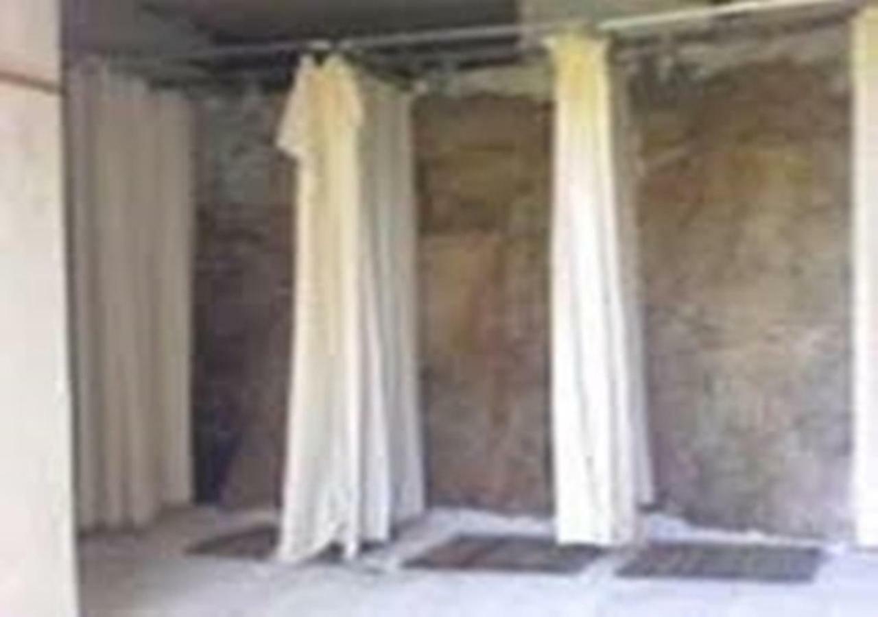 Auberge De Jeunesse Chez Mc Donald Zevaco Buitenkant foto